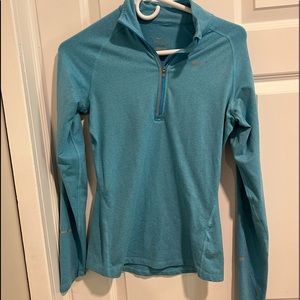 nike 1/4 zip